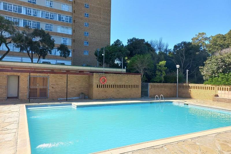 To Let 1 Bedroom Property for Rent in Loevenstein Western Cape